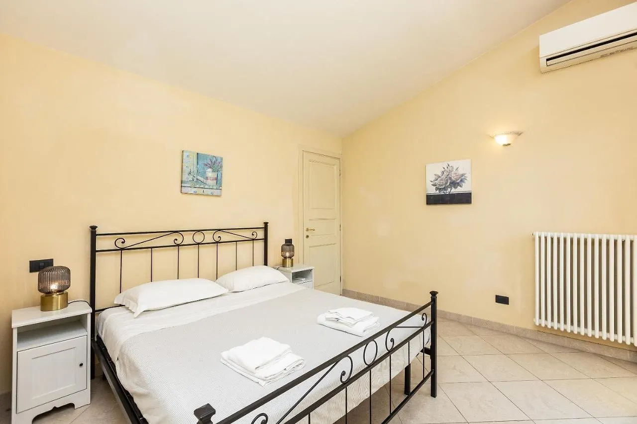 Palazzo Ghibellina 3 By Rental In Florence