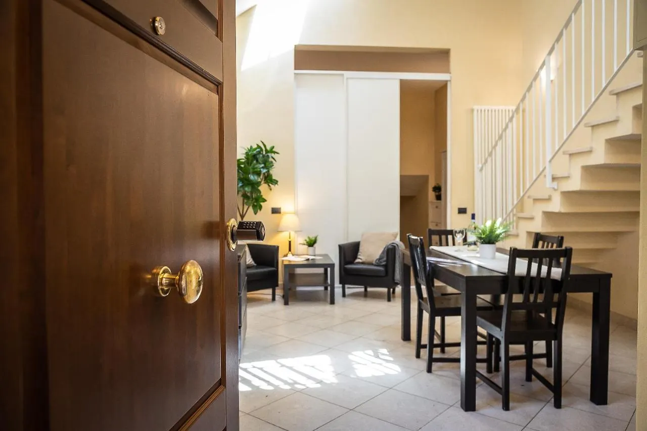 Palazzo Ghibellina 3 By Rental In Florence