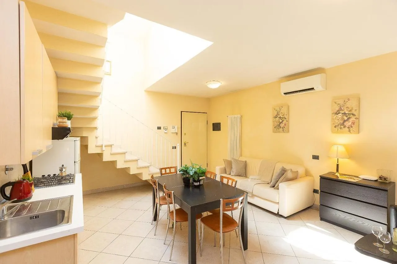 Palazzo Ghibellina 3 By Rental In Florence Apartment