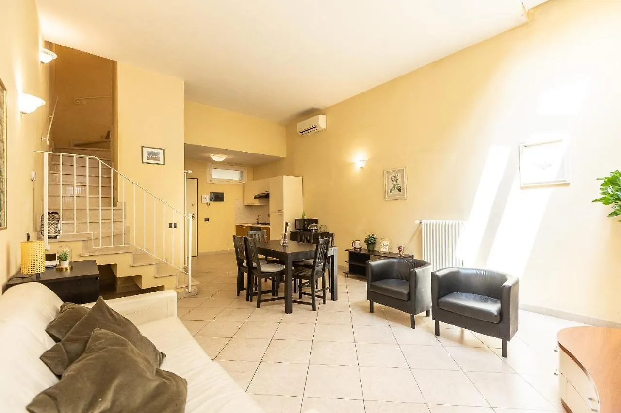 Palazzo Ghibellina 3 By Rental In Florence 0*,